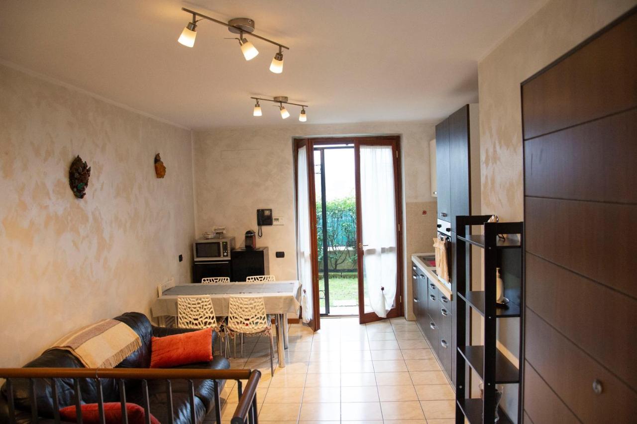 Ferienwohnung Un'Oasi Di Pace Agrate Brianza Exterior foto