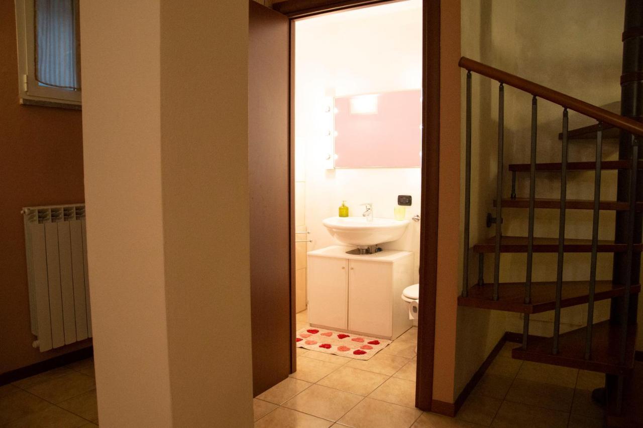 Ferienwohnung Un'Oasi Di Pace Agrate Brianza Exterior foto